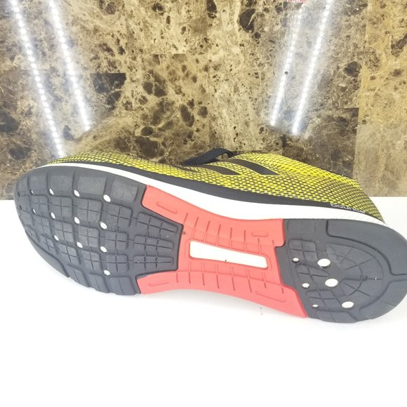 Athletic_Shoes